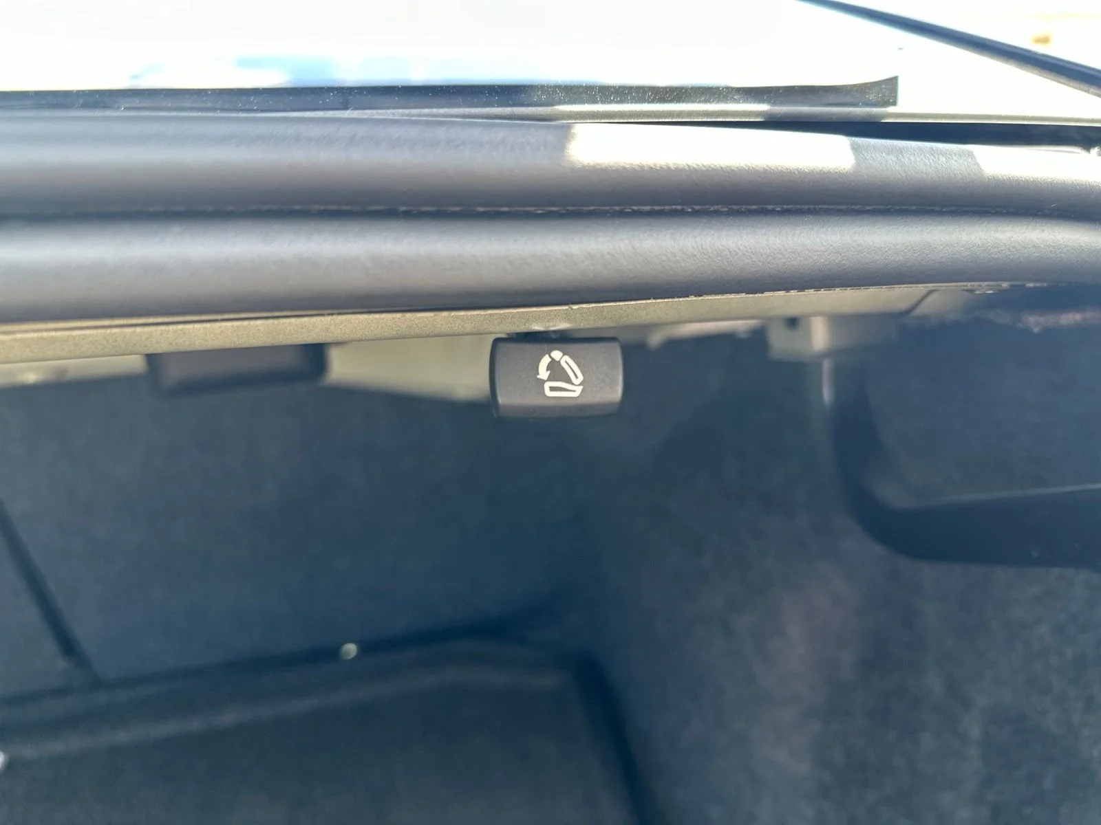 Certified Used 2024 Black Volkswagen 1.5T S image 28