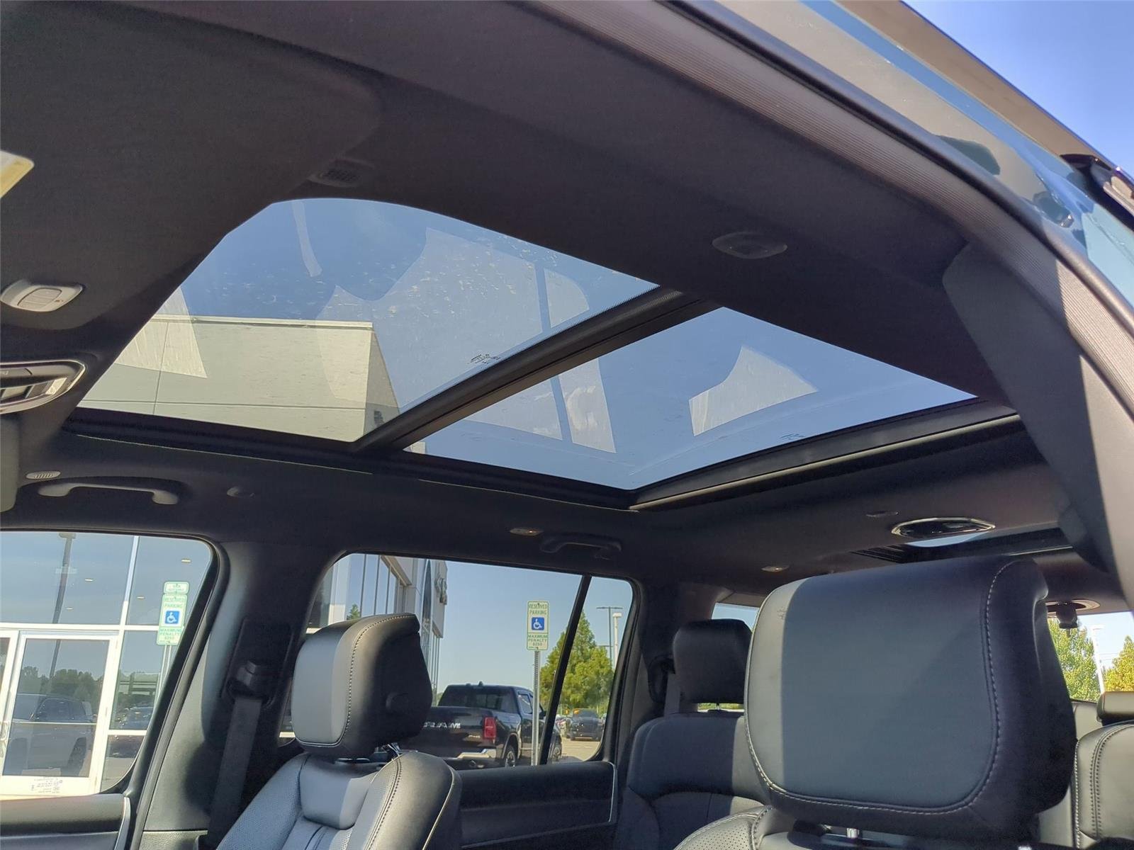 New 2026 Steel Blue Exterior Paint Jeep Upland image 25
