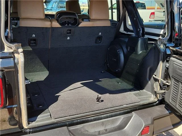 Used 2023 Black Clearcoat Jeep Sahara 4x4 image 7