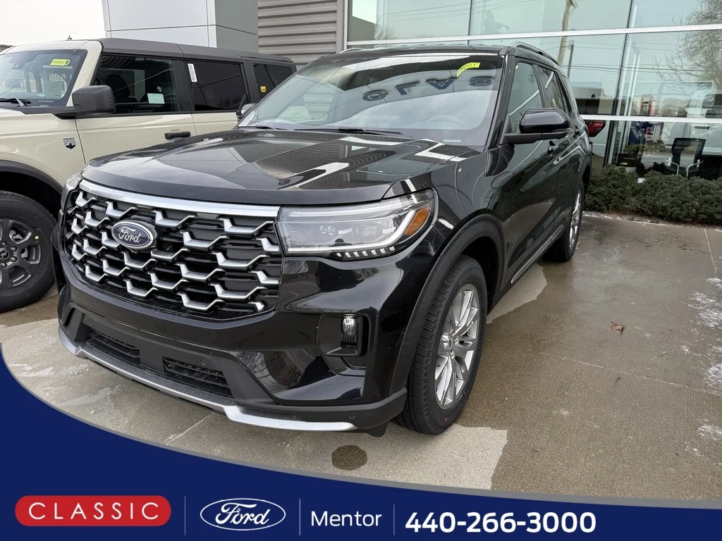 2026 Ford Explorer Platinum 4WD's photo
