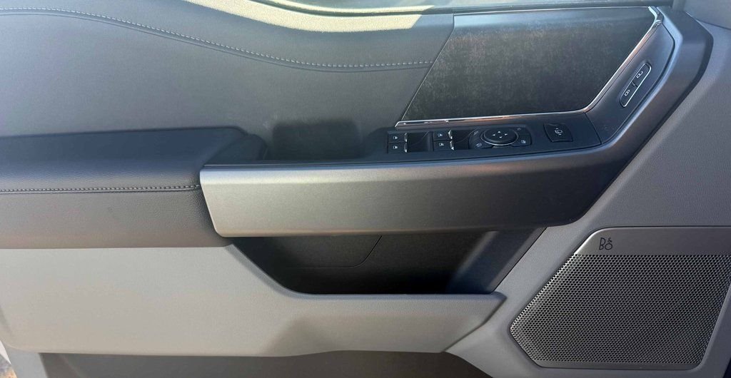 2026 Ford F-350 Super Duty XLT - Photo 11