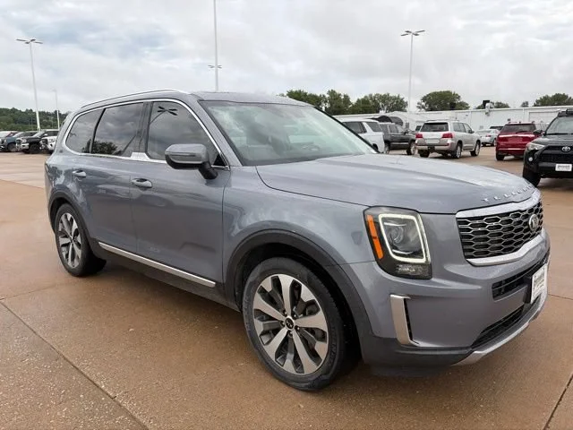 Used 2020 Gray Kia EX image 1
