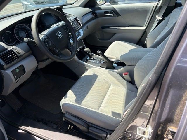 Used 2014 Modern Steel Metallic Honda LX image 10