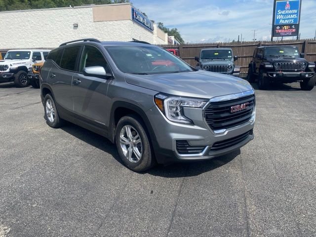Used 2024 Silver GMC SLE image 2