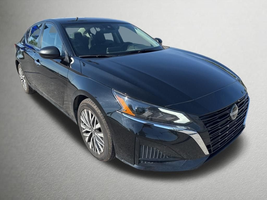 2025 Nissan Altima 2.5 SV's photo