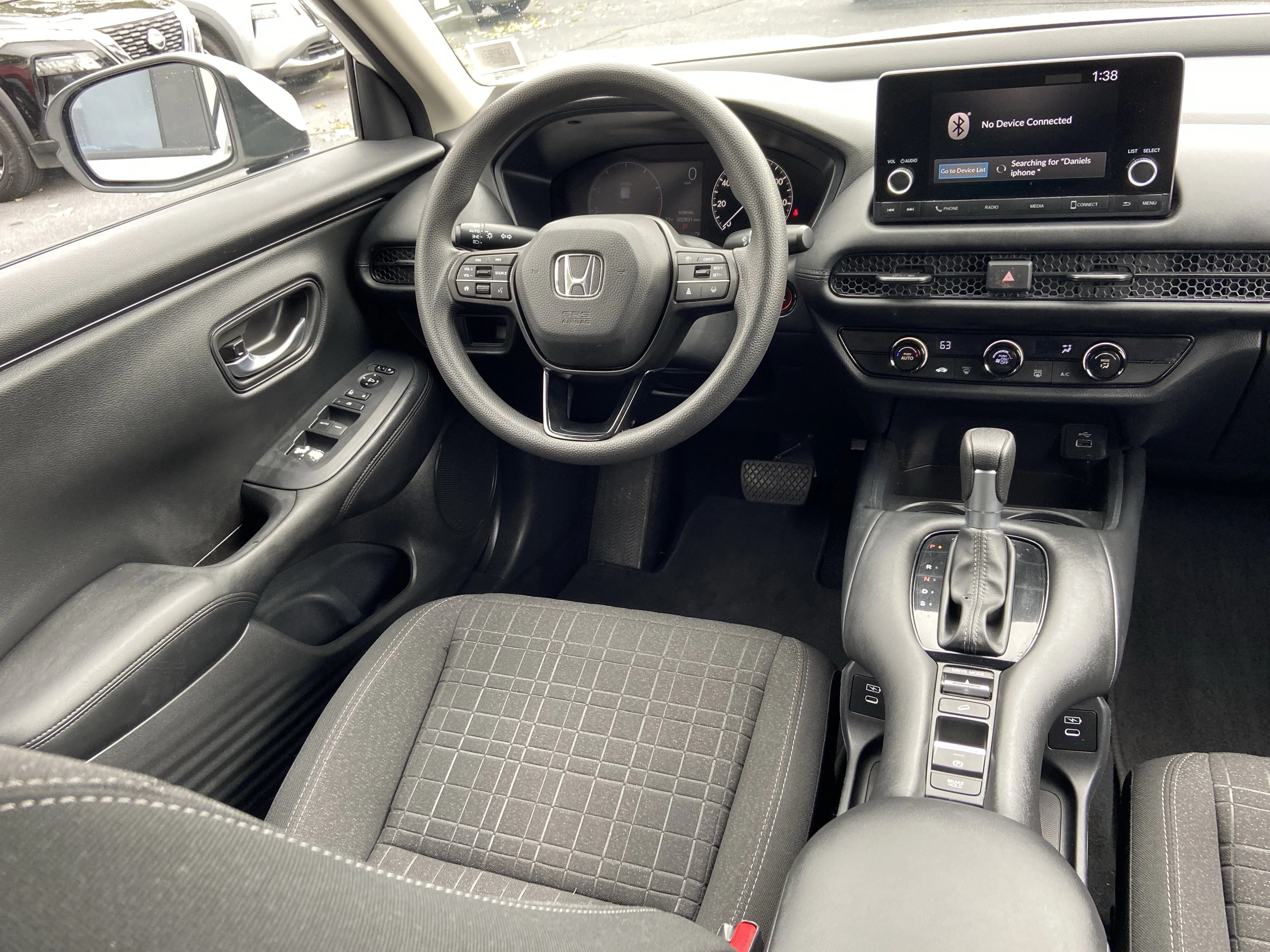 2025 Honda HR-V LX - Photo 13