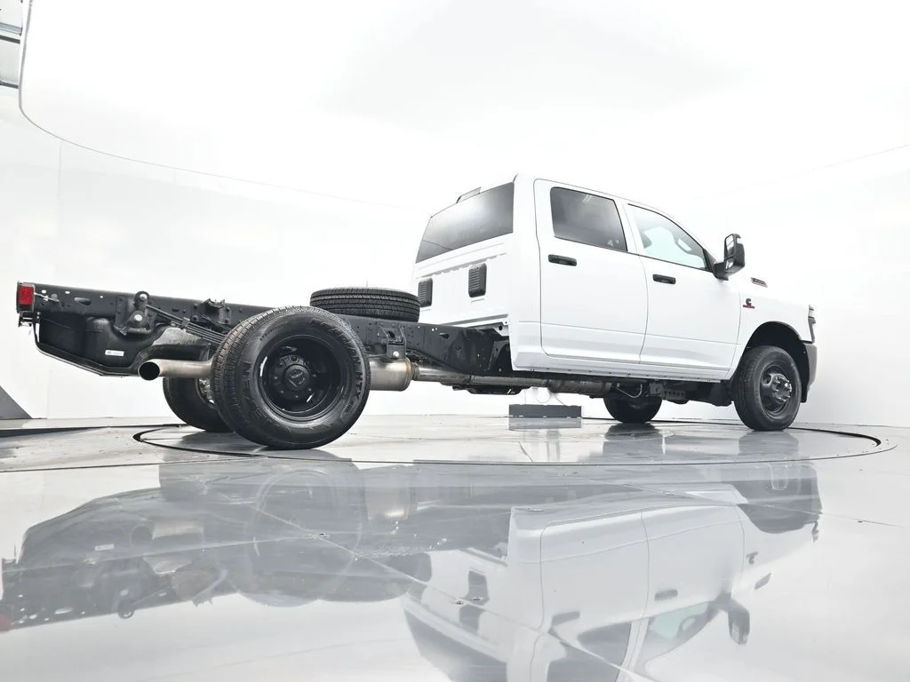 2026 RAM 3500 Chassis Tradesman - Photo 34