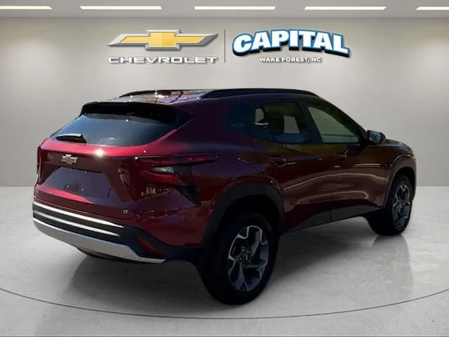 Used 2025 Crimson Metallic Chevrolet LT image 5