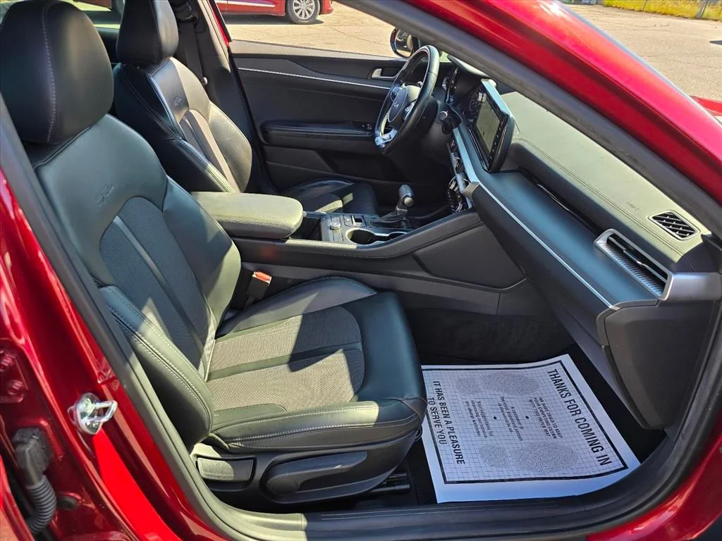 Used 2023 Red Kia GT-Line image 15