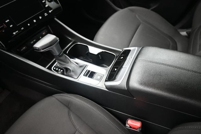 Used 2024 Gray Hyundai SEL image 31