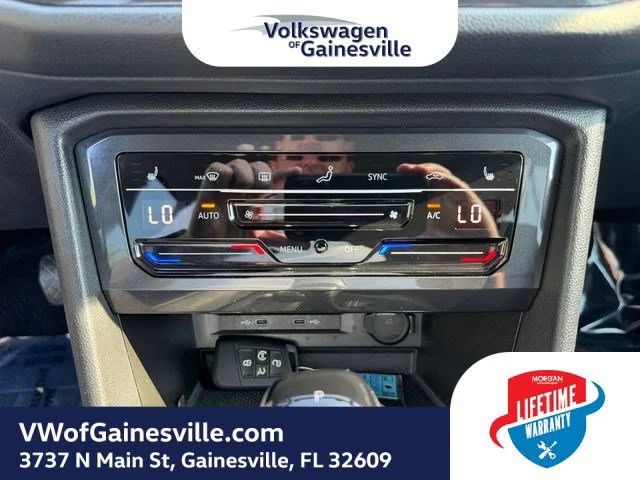 Certified Used 2024 Platinum Gray Metallic Volkswagen SE image 25