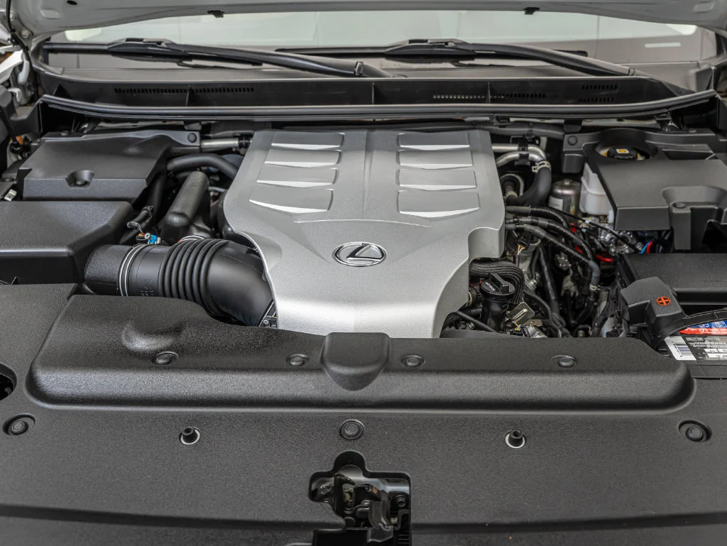 Certified Used 2023 Eminent White Pearl Lexus 460 image 47