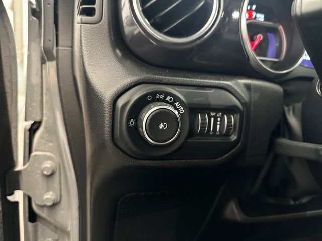 Used 2022 Gray Jeep Unlimited Rubicon 392 image 26