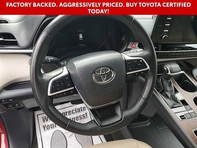 Used 2021 Red Toyota XLE image 7