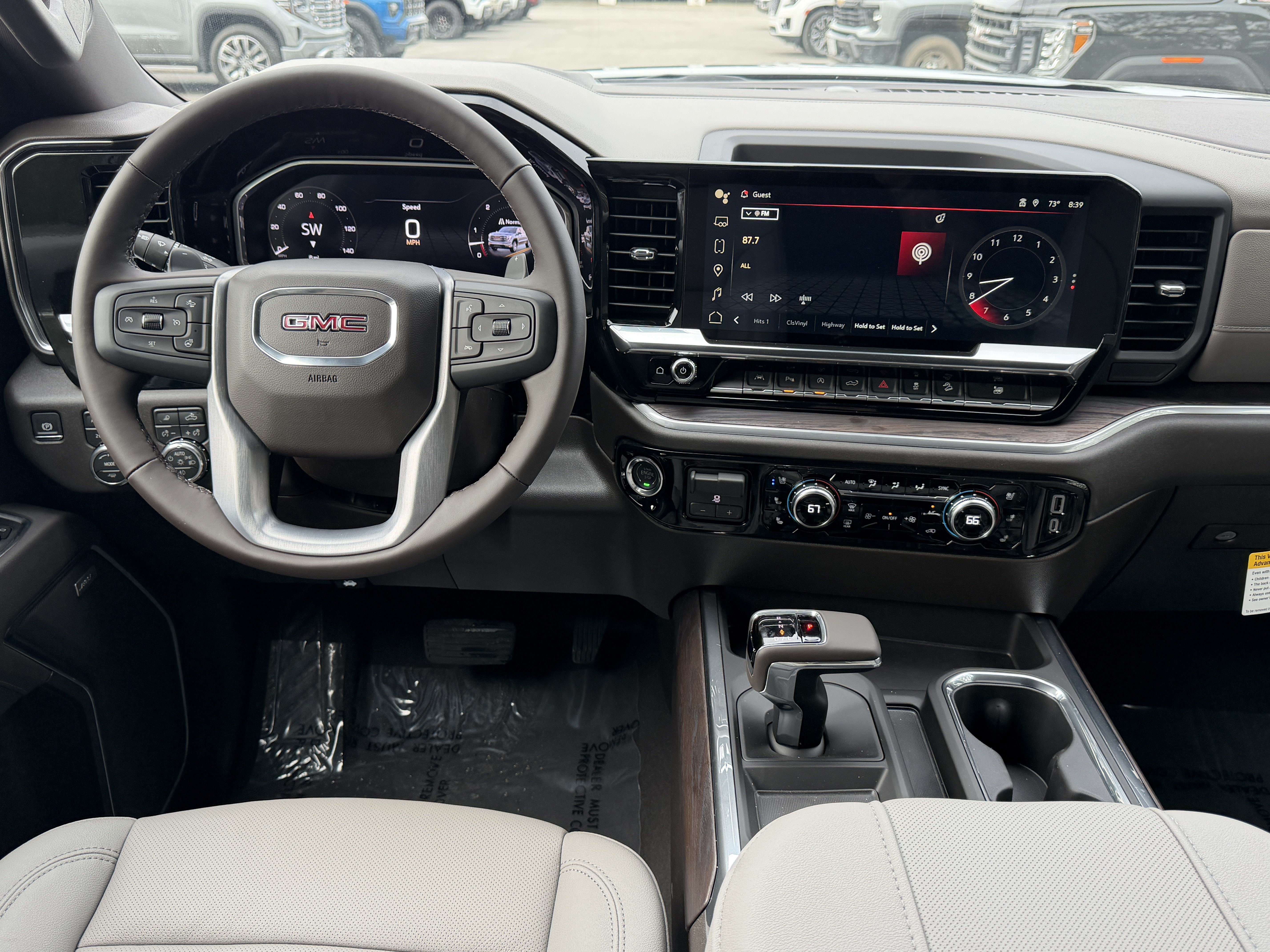 2026 GMC Sierra 1500 SLT - Photo 33