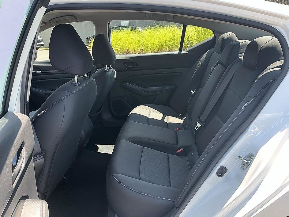 Used 2024 Pearl White Tricoat Nissan 2.5 SV image 25