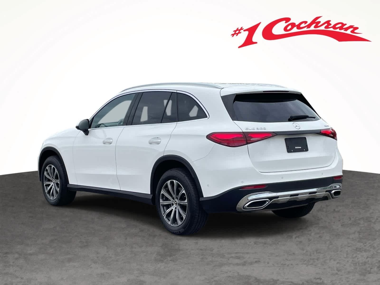 Used 2024 Whi/white Mercedes-Benz GLC 300 image 9