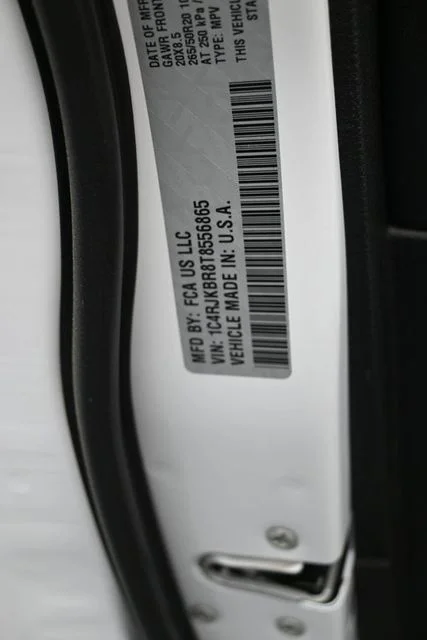 New 2026 Bright White Clearcoat Jeep Limited image 30