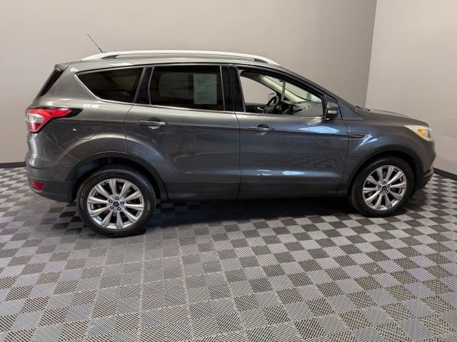 Used 2018 Magnetic Ford Titanium image 7