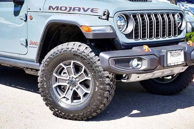 New 2026 Anvil Clear-Coat Exterior Paint Jeep Mojave image 4