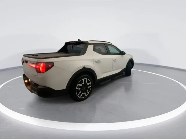 Used 2025 White Hyundai Limited image 4