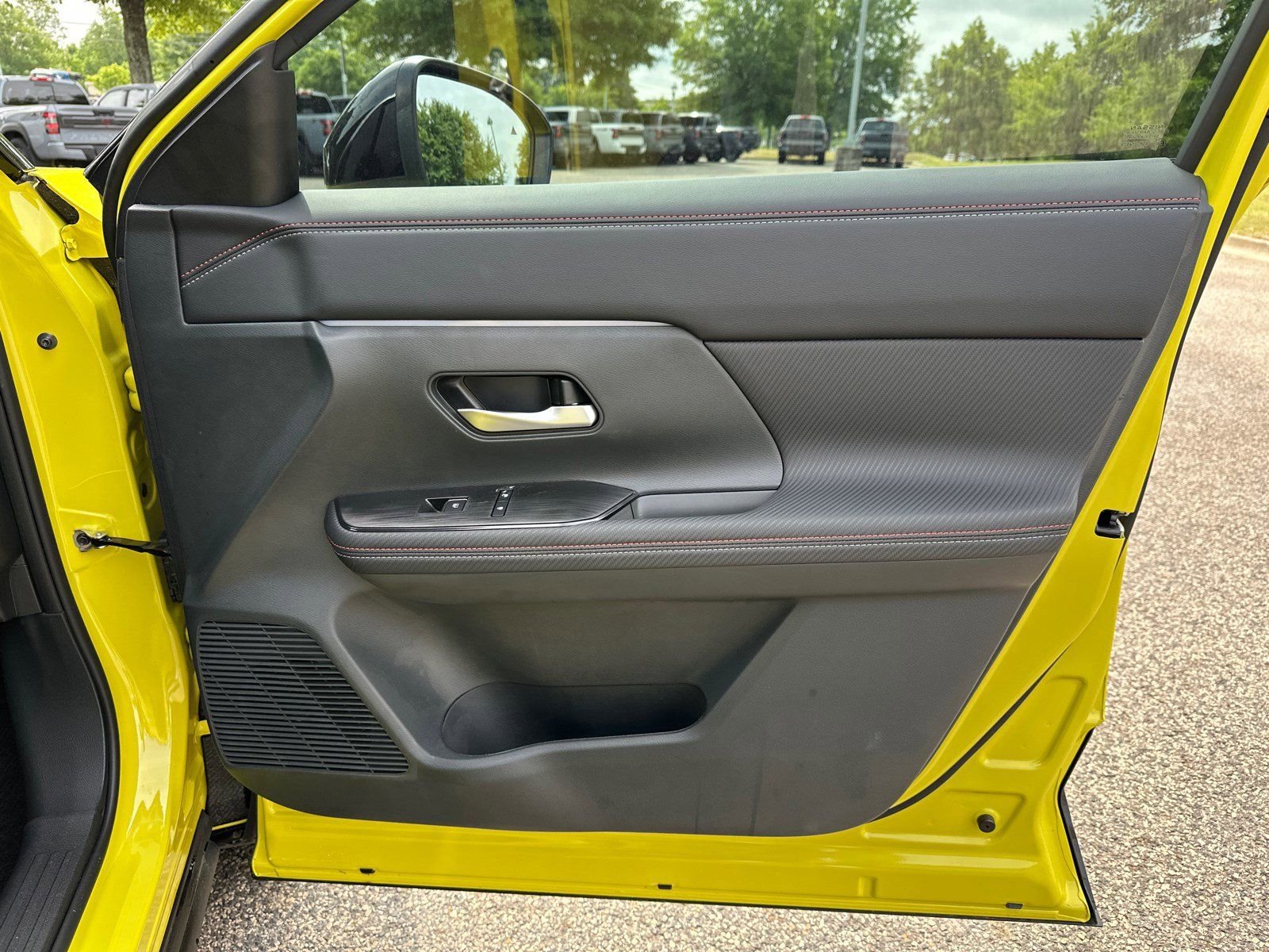 Certified Used 2025 Yellow Nissan SR image 12