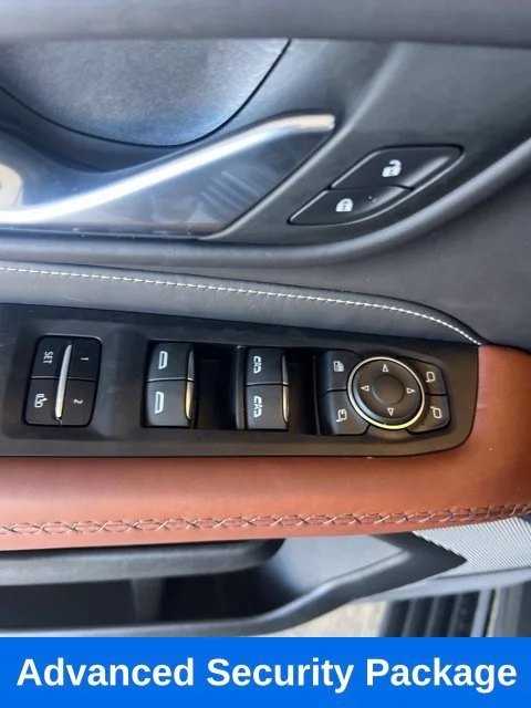 Used 2023 ONYX BLACK GMC Denali Ultimate image 8