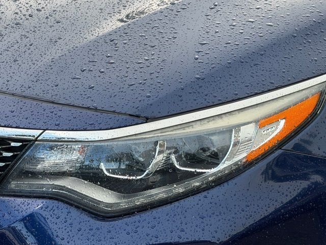 Certified Used 2018 Blue Kia SX image 9