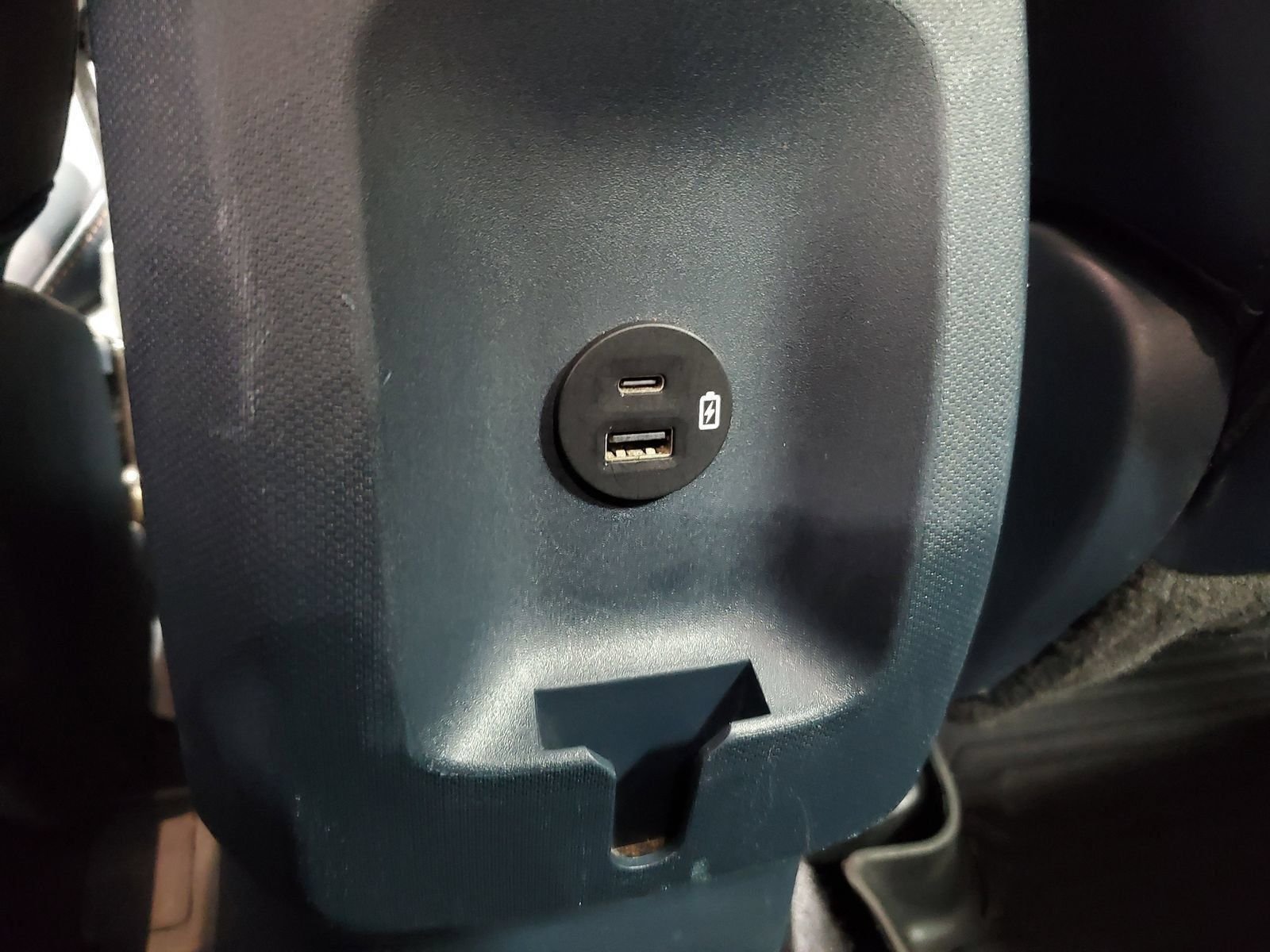 Used 2023 Black Ford Lariat image 12