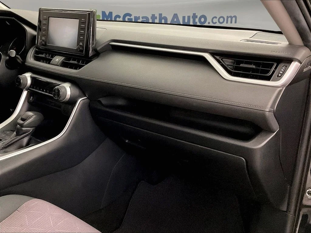 Used 2019 Black Toyota XLE image 21
