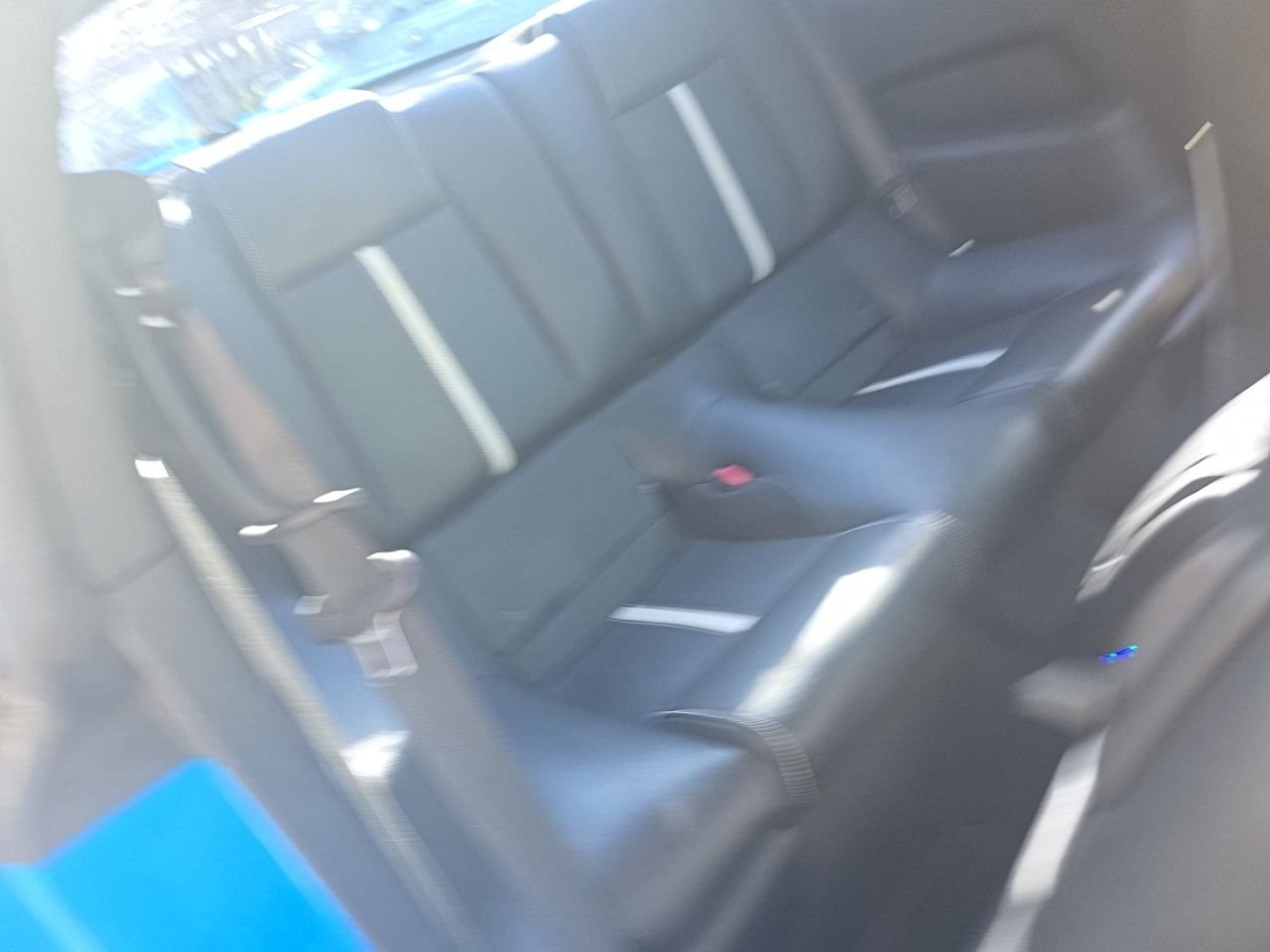 Used 2010  Ford GT Premium image 33