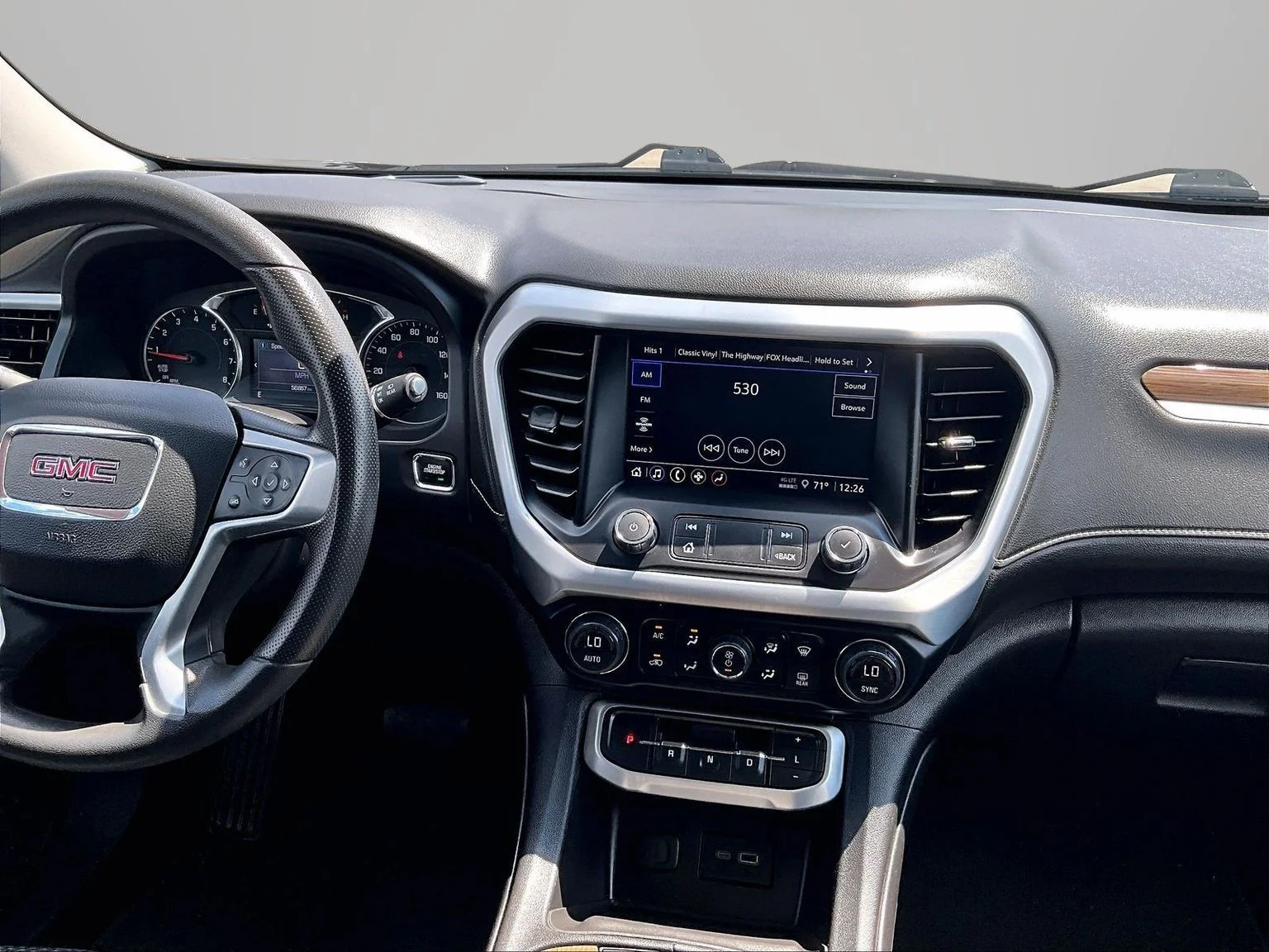 Used 2022 Black GMC SLE image 7