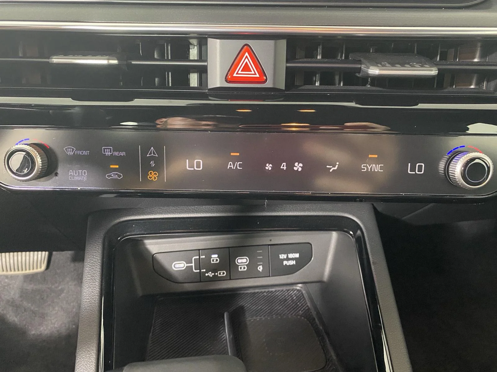 Used 2025 Wolf Gray Kia GT-Line image 20