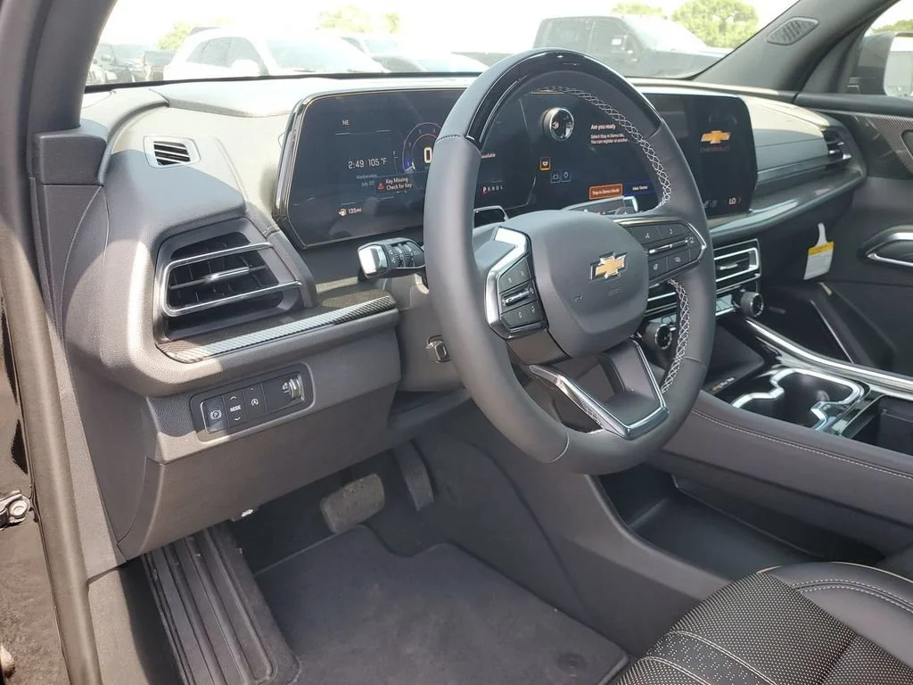 New 2026 Mosaic Black Metallic Chevrolet High Country image 16