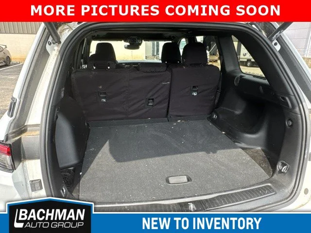 Used 2024 Bright White Clearcoat Jeep Altitude X image 5