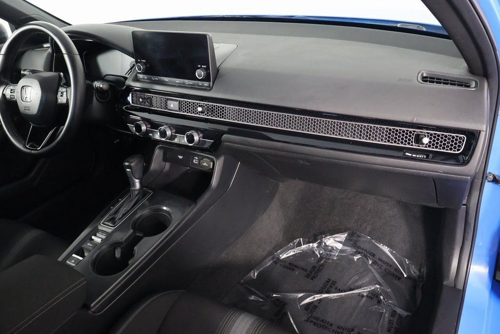 Used 2023 Boost Blue Pearl Honda Sport image 9