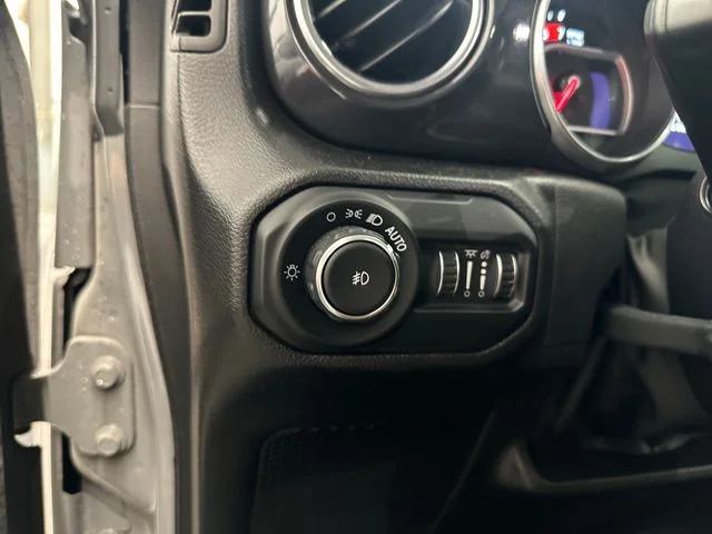 Used 2022 Gray Jeep Unlimited Rubicon 392 image 26