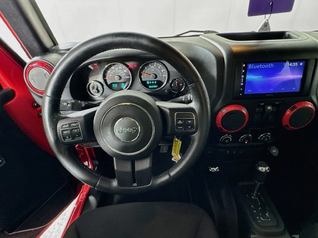 Used 2015 Red Jeep Sport image 11