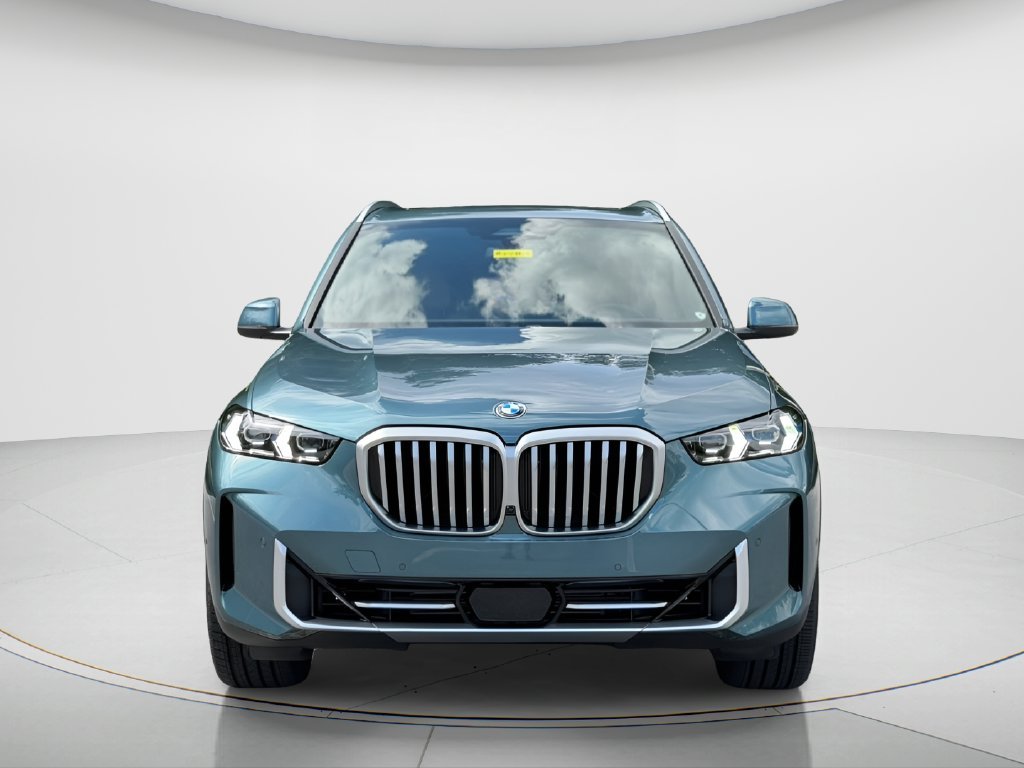 Certified Used 2024 Blue BMW xDrive40i image 2