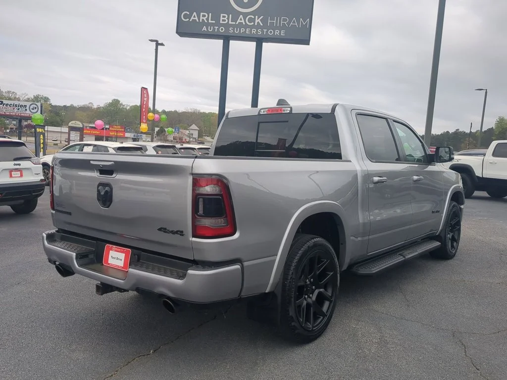 Used 2022 Billet Silver Metallic Clearcoat Ram Laramie image 5