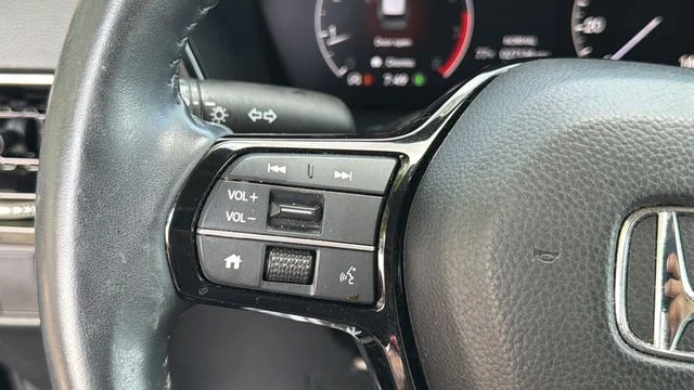 Used 2024  Honda EX-L image 23