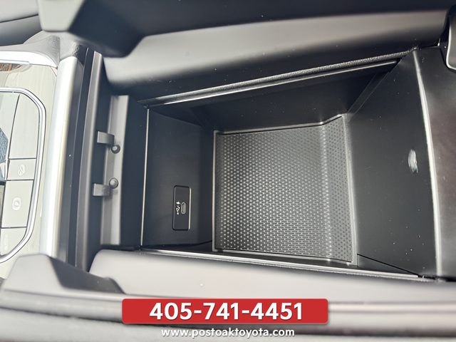 Used 2020 Gray BMW xDrive40i image 15