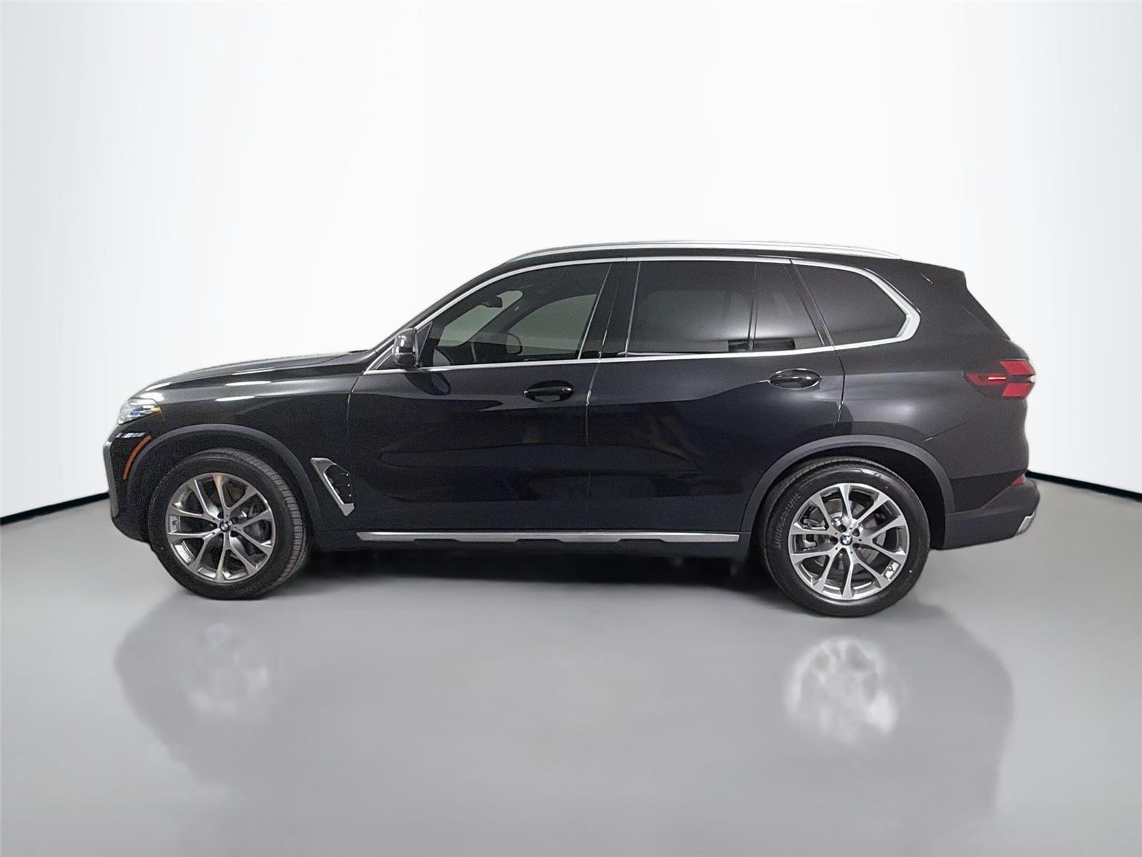 New 2026 Black Sapphire Metallic BMW xDrive40i image 8