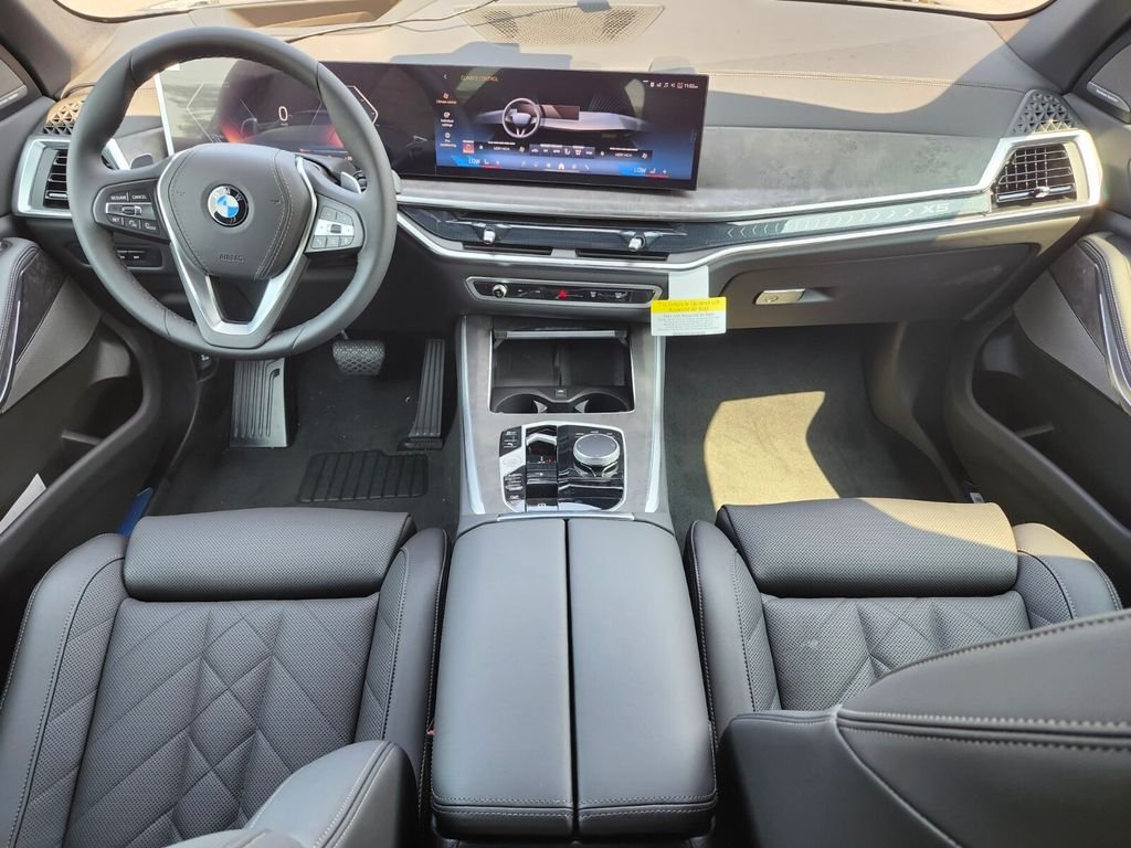 New 2026 Black BMW xDrive40i image 10