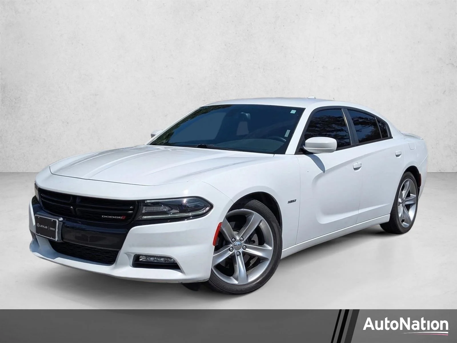 2015 Dodge Charger R/T's photo