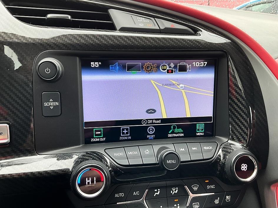 Used 2019 White Chevrolet ZR1 image 22