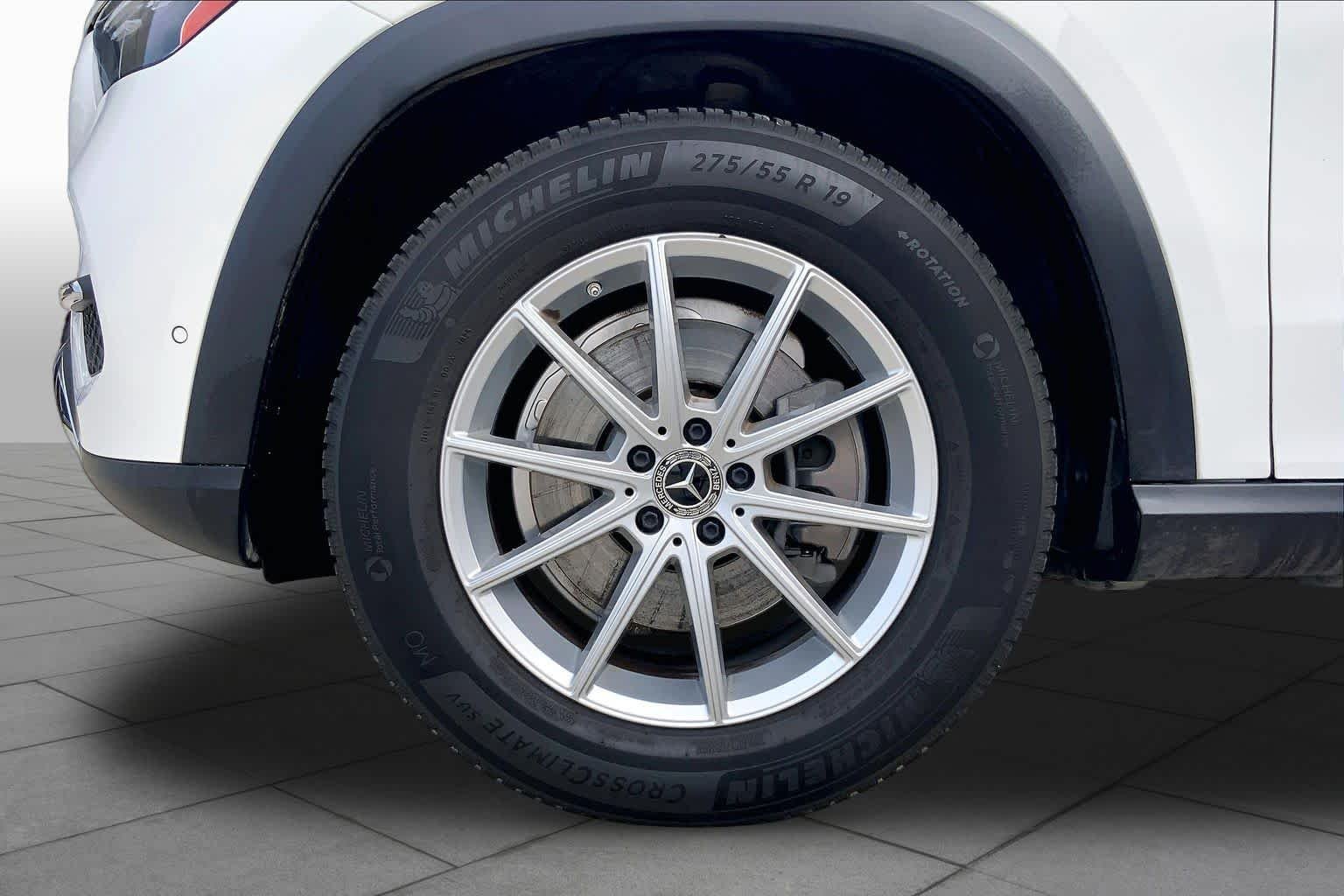 Used 2025 Polar White Mercedes-Benz GLE 350 image 11