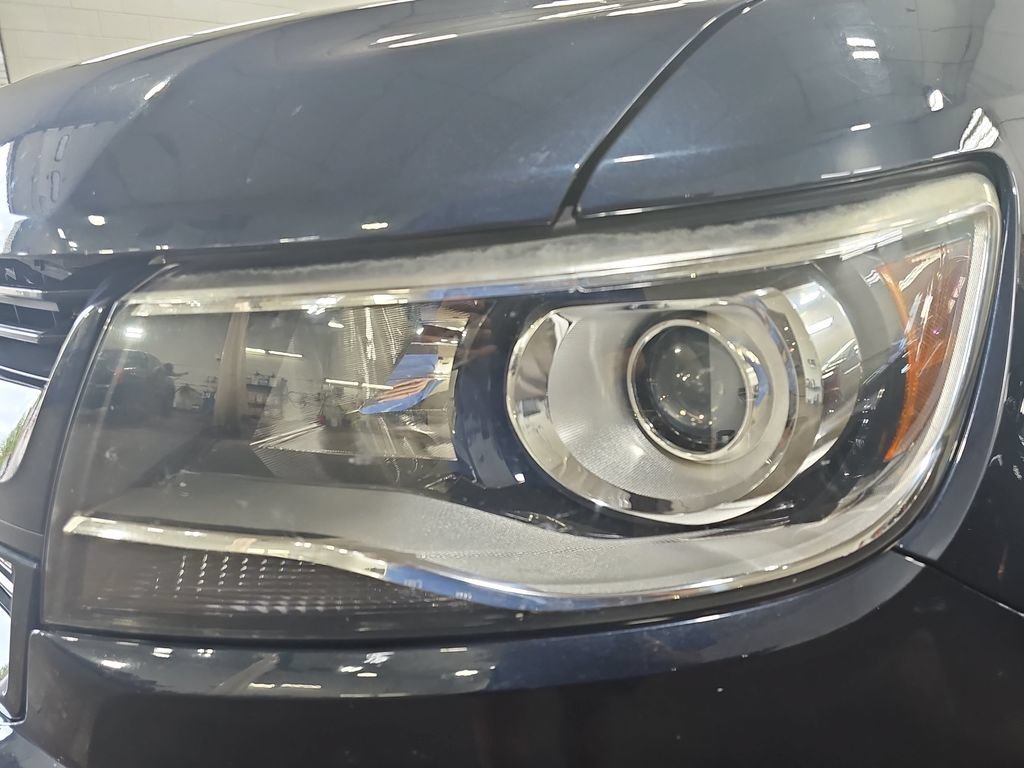 Used 2018 CENTENNIAL BLUE METALLIC Chevrolet 4WD Z71 image 36