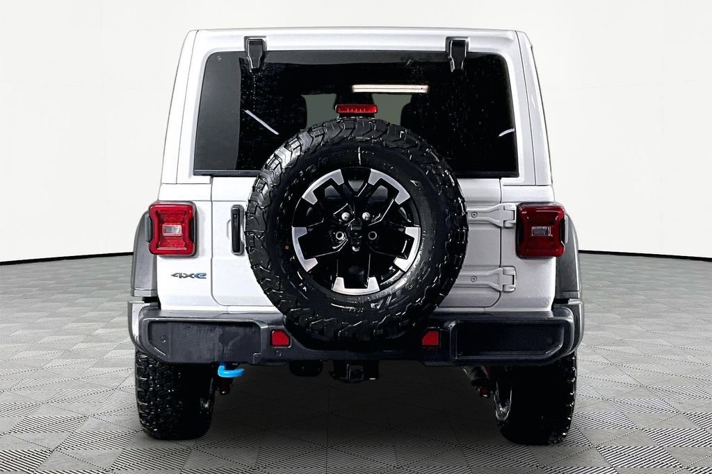 Used 2025 White Jeep Rubicon image 5