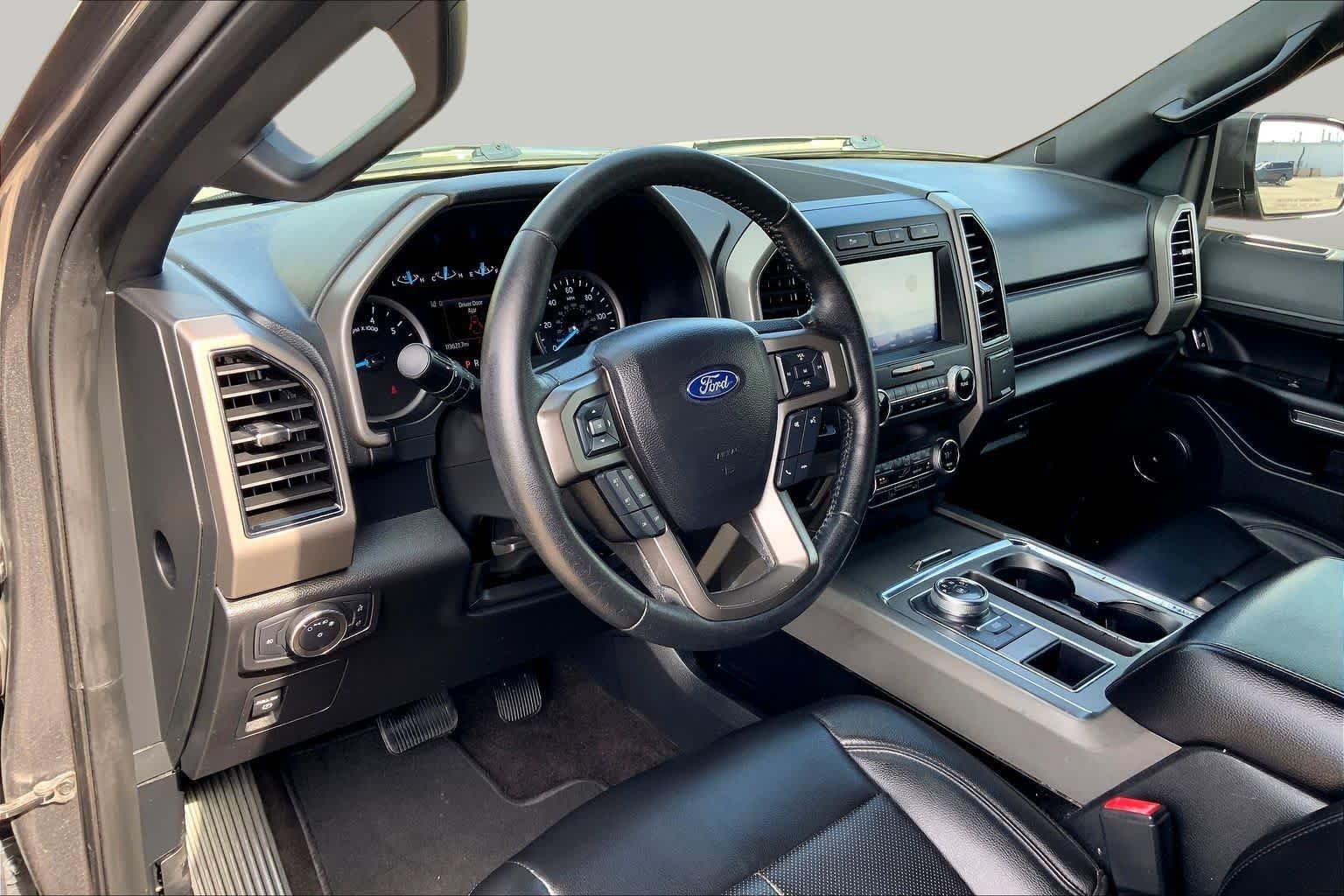 Used 2020 Magnetic Metallic Ford XLT image 16